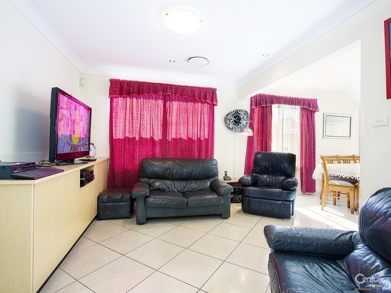 162 Hamilton Road, Fairfield NSW 2165