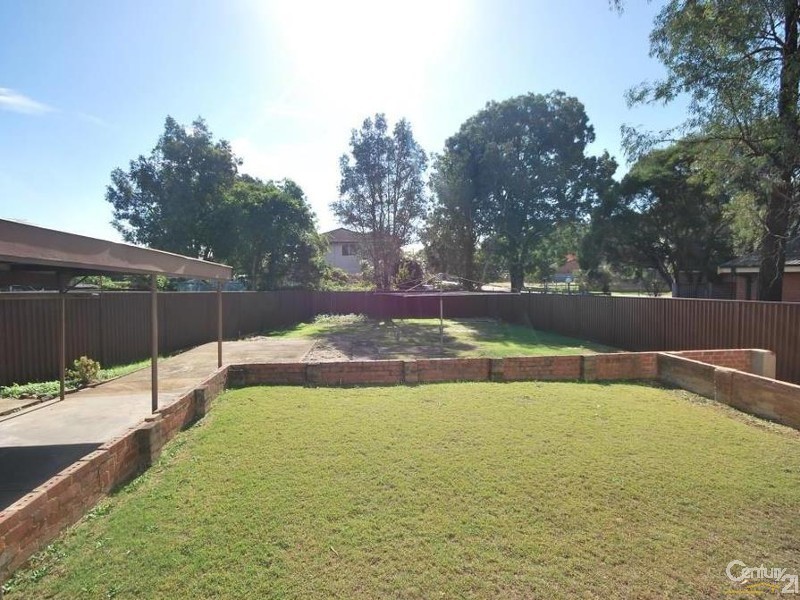 6 Clive Street, Fairfield NSW 2165