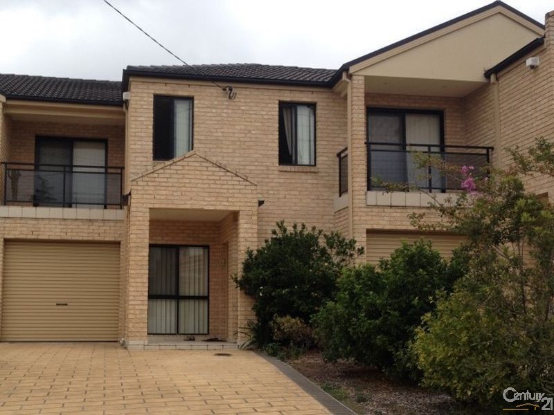 2/313a Polding Street, Smithfield NSW 2164