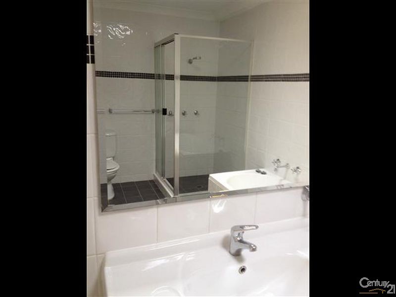 2/313a Polding Street, Smithfield NSW 2164