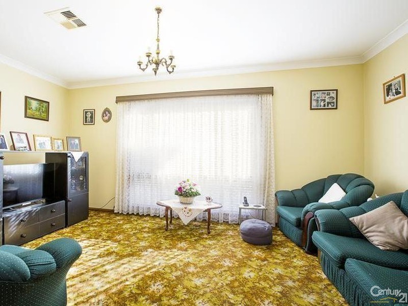 1 Granville Street, Fairfield Heights NSW 2165