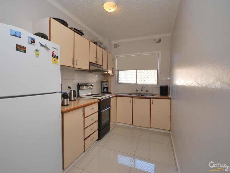 6/190 Sandal Crescent, Carramar NSW 2163