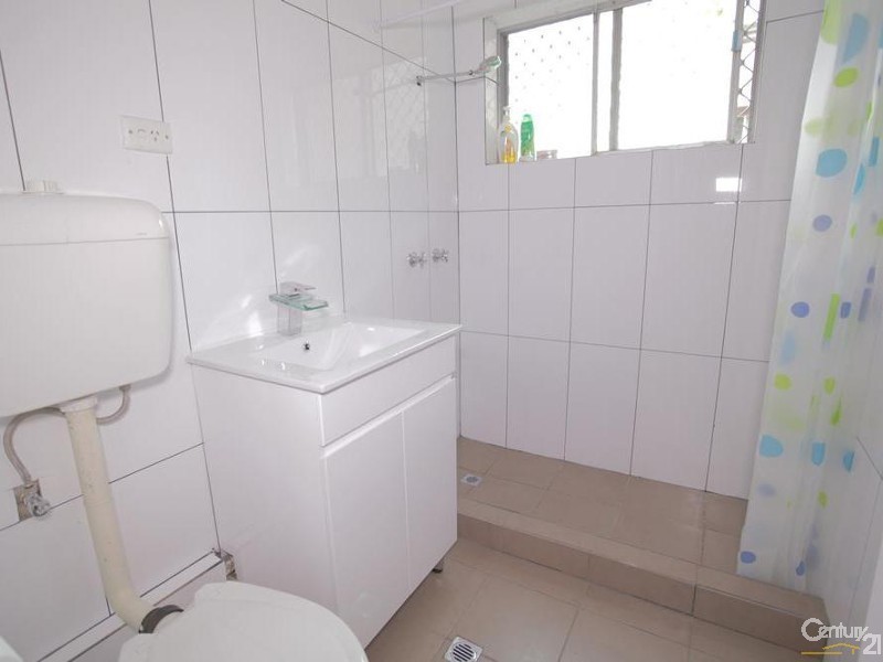 6/190 Sandal Crescent, Carramar NSW 2163