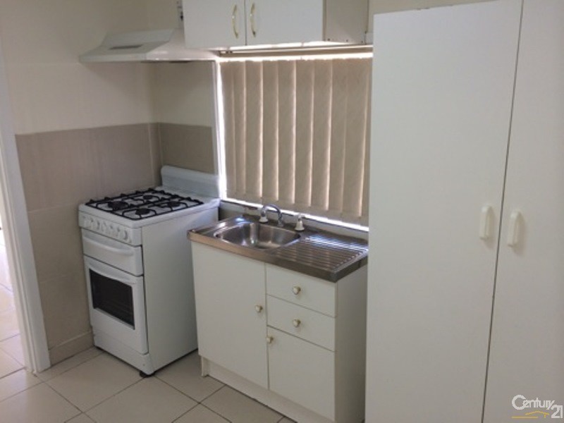 Greenfield Park NSW 2176