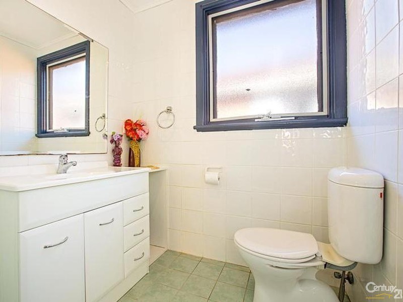 12 Toby’s Boulevarde, Mount Pritchard NSW 2170
