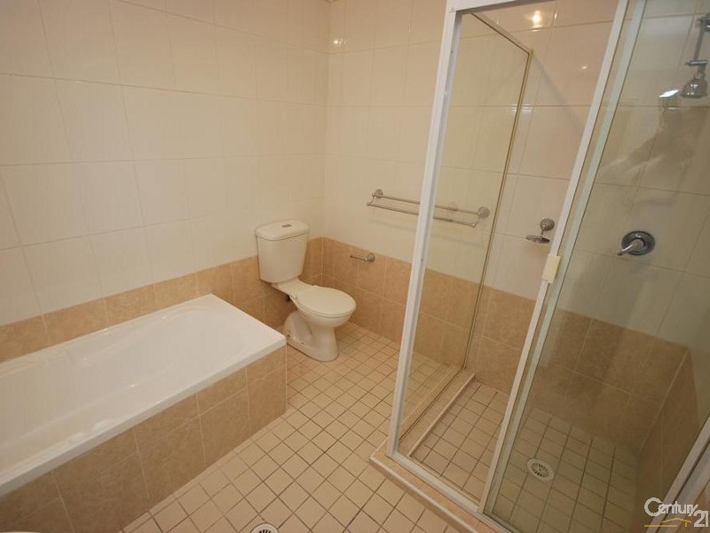 Fairfield NSW 2165