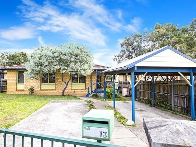 13 Tea Tree Crescent, Macquarie Fields NSW 2564