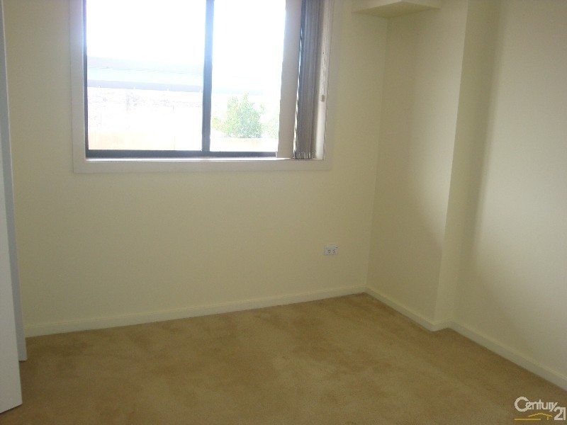 Fairfield NSW 2165
