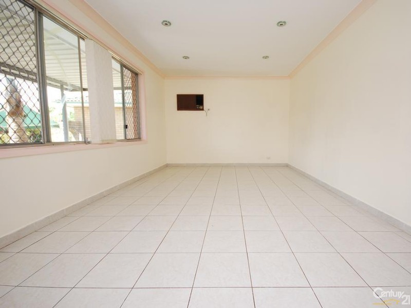 Bossley Park NSW 2176