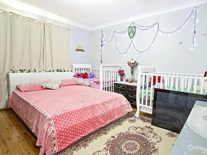 49 Hawkesbury Street, Fairfield West NSW 2165