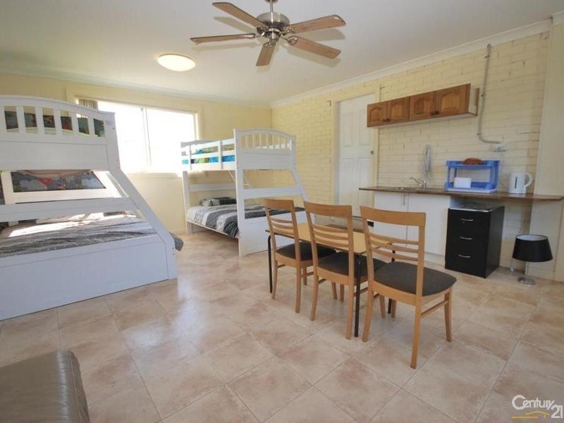 121 The Promenade, Old Guildford NSW 2161