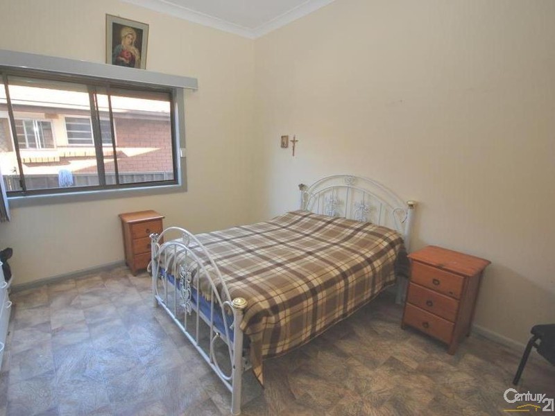 121 The Promenade, Old Guildford NSW 2161