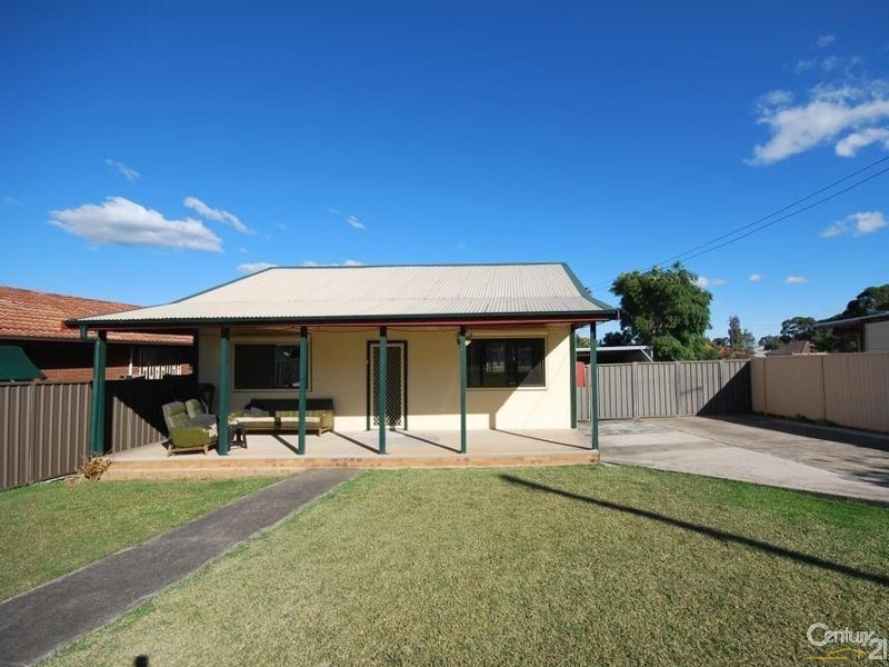 121 The Promenade, Guildford NSW 2161