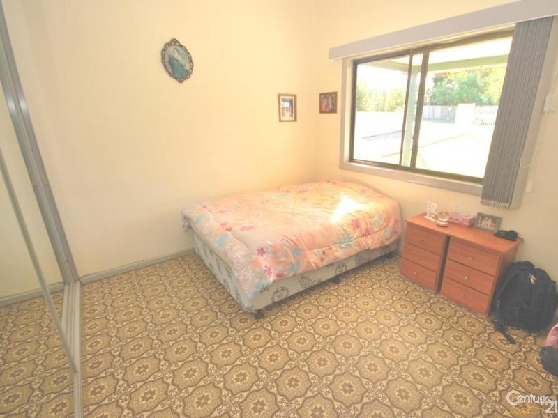 121 The Promenade, Guildford NSW 2161