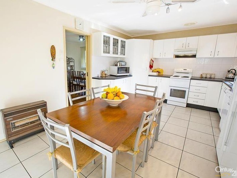 43 Roland Street, Bossley Park NSW 2176