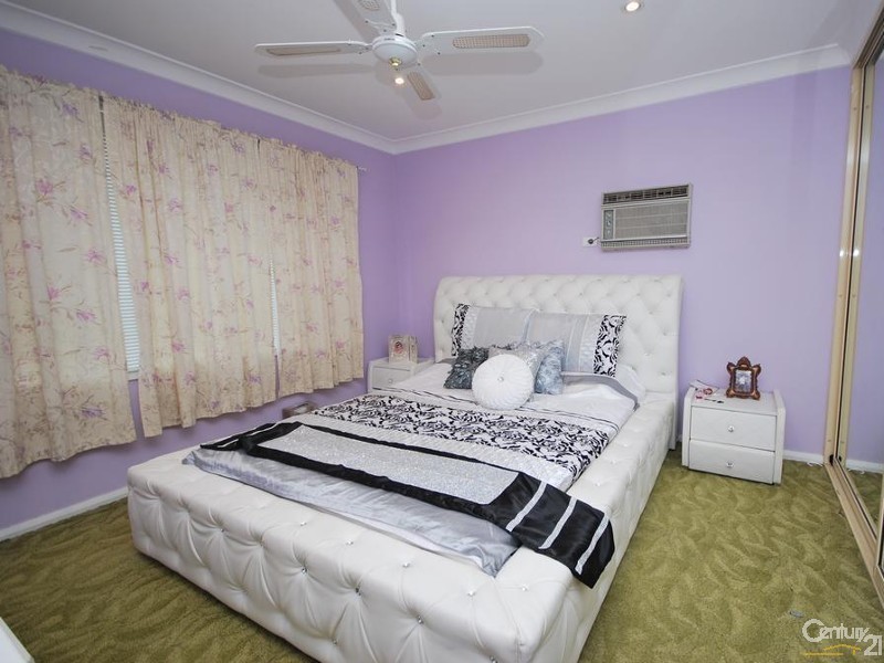 7 Hamersley Street, Fairfield West NSW 2165