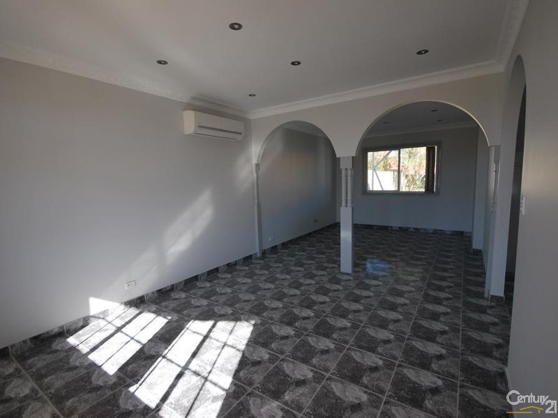 Bossley Park NSW 2176