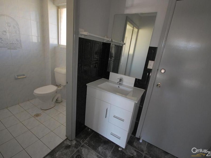 Bossley Park NSW 2176