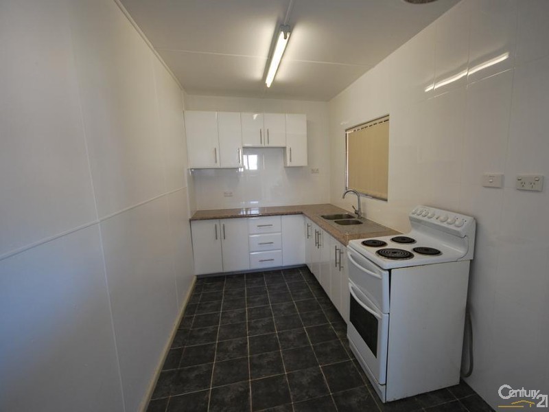 Fairfield East NSW 2165