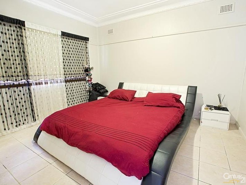 25 Dorothy Street, Chester Hill NSW 2162