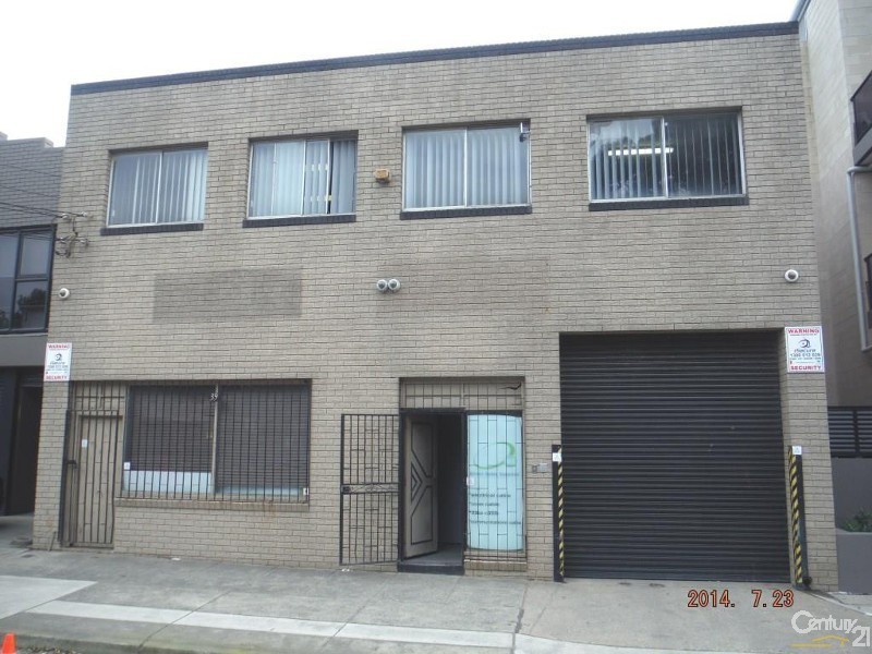 39 Barwon Park Rd, St Peters NSW 2044