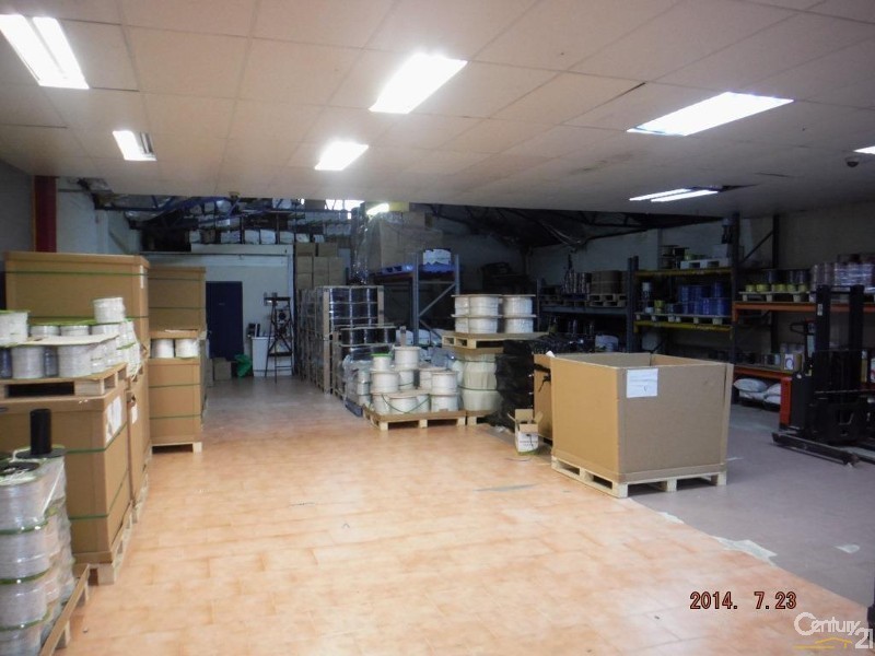 39 Barwon Park Rd, St Peters NSW 2044