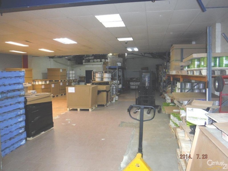 39 Barwon Park Rd, St Peters NSW 2044