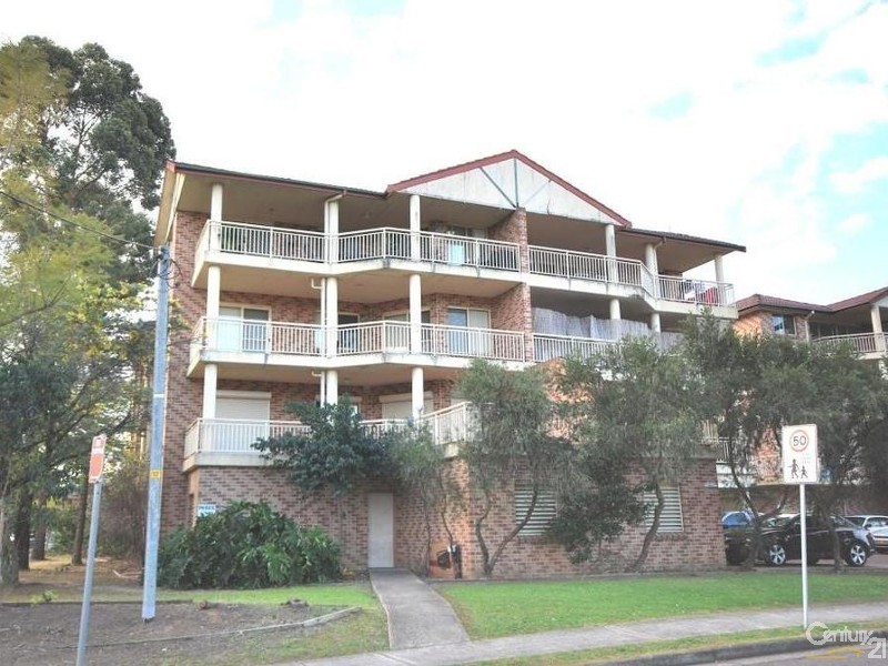 23/181-185 Sandal Crescent, Carramar NSW 2163