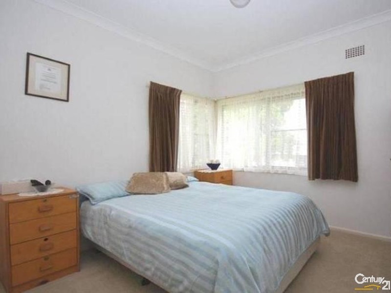 Fairfield West NSW 2165