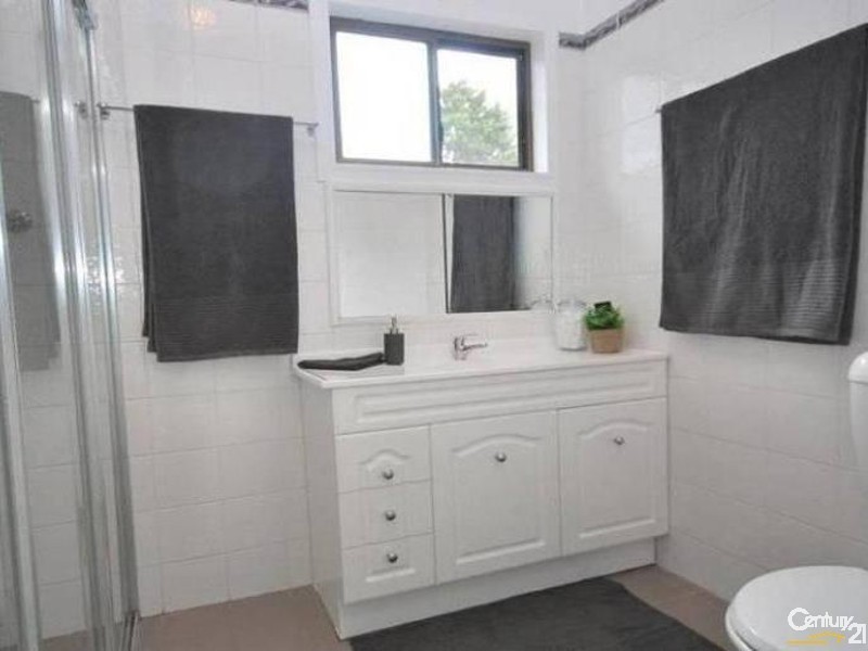 Fairfield West NSW 2165