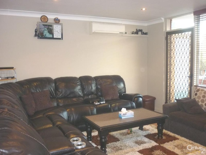 1/82 Harris Street, Fairfield NSW 2165