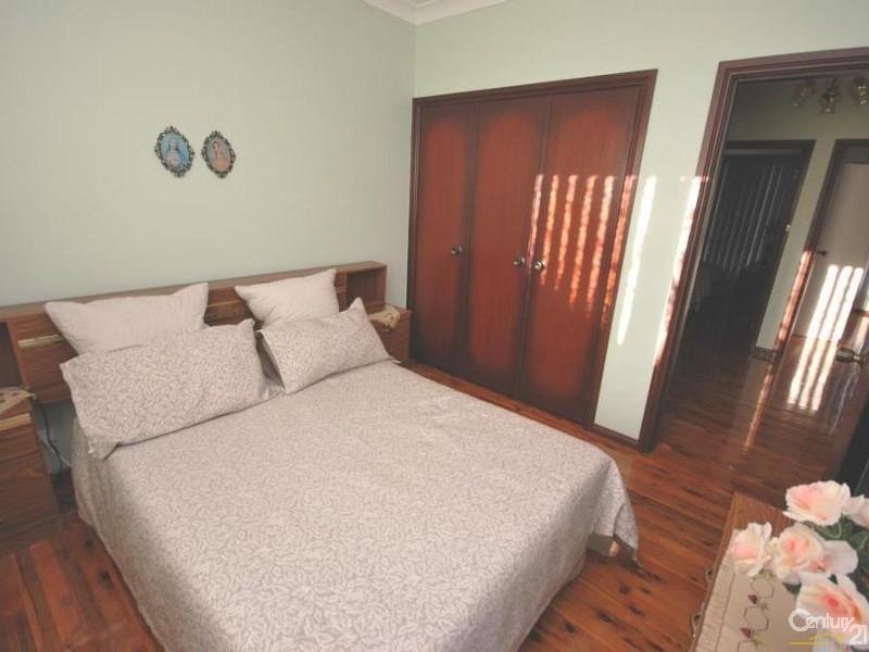 21 Duardo Street, Edensor Park NSW 2176