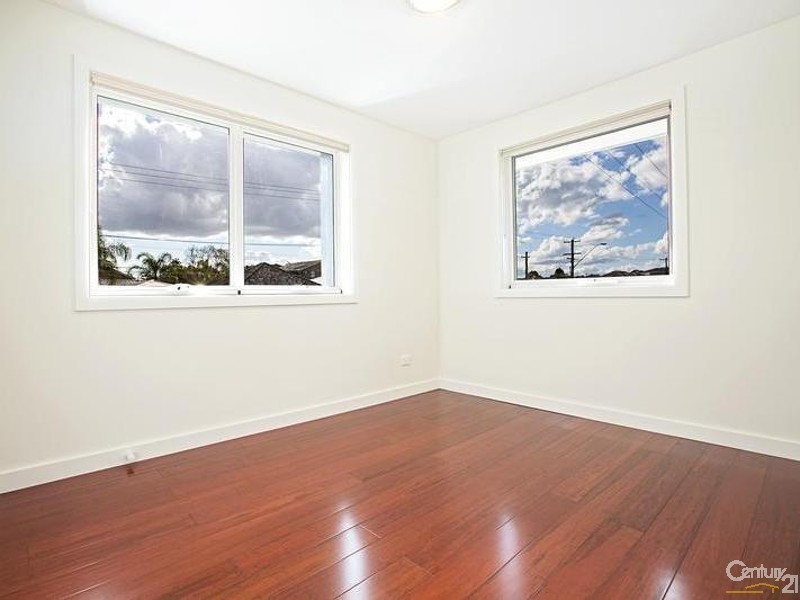 100 The Boulevarde, Fairfield Heights NSW 2165