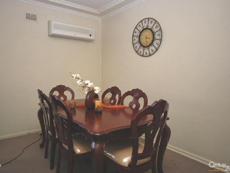 67 Sackville Street, Fairfield NSW 2165