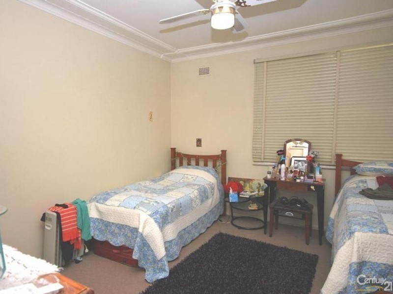 67 Sackville Street, Fairfield NSW 2165