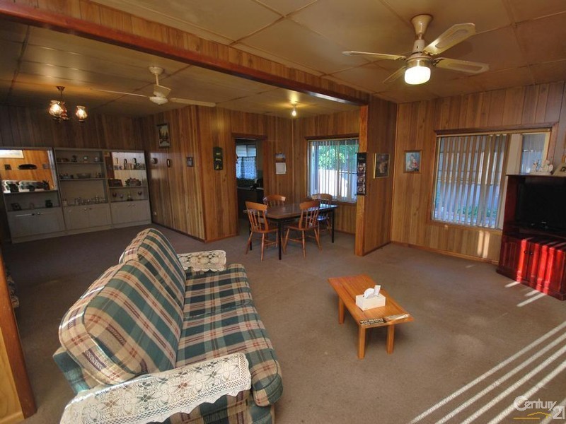 Fairfield West NSW 2165