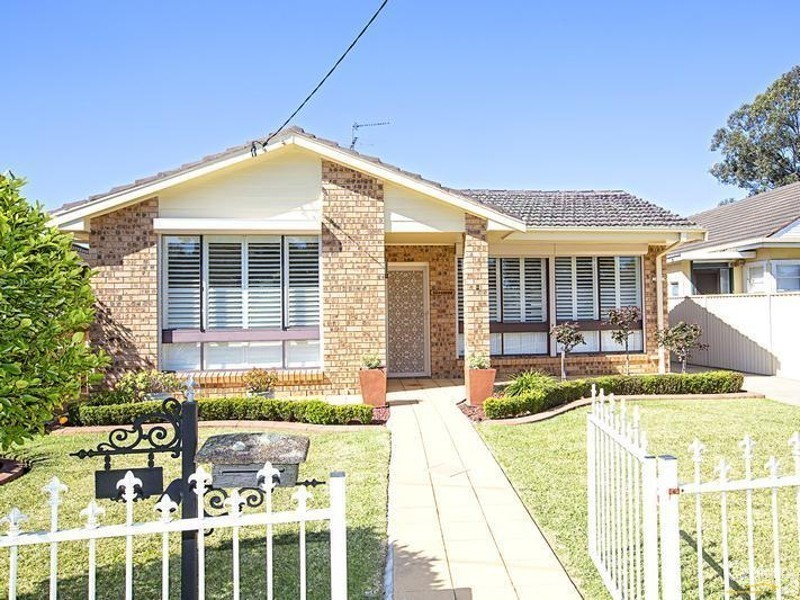 6 Wilcock Street, Carramar NSW 2163