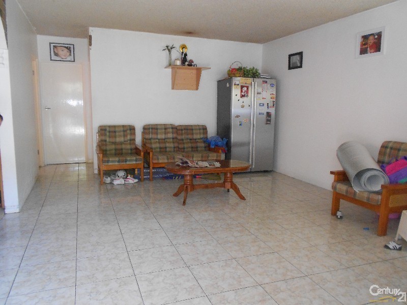 9/29 Railway Parade, Fairfield NSW 2165