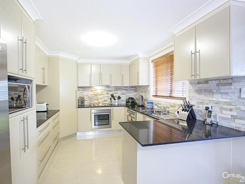 11 Cooma Street, Carramar NSW 2163