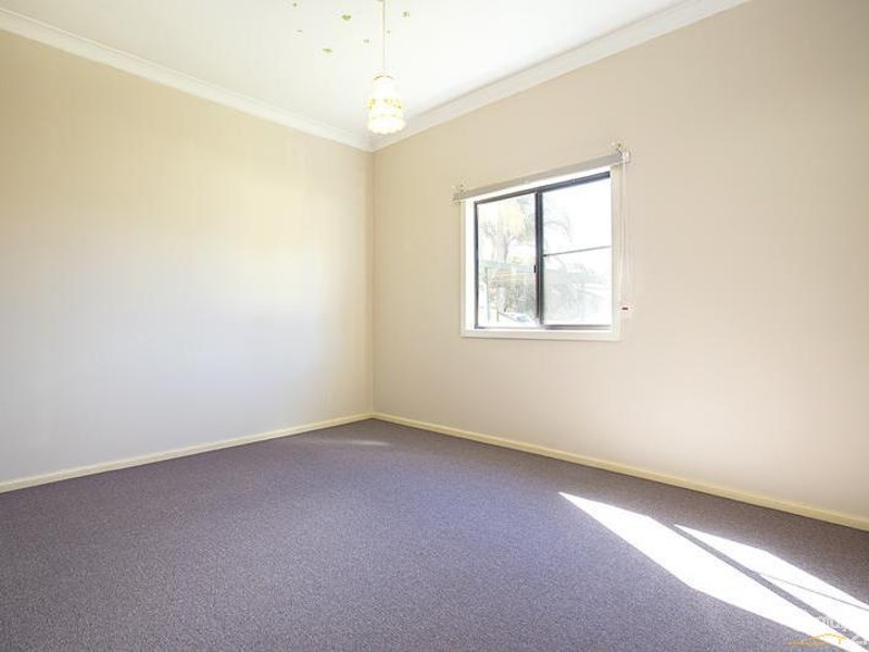 242A St Johns Road, St Johns Park NSW 2176