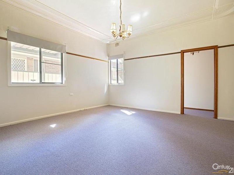 242A St Johns Road, St Johns Park NSW 2176