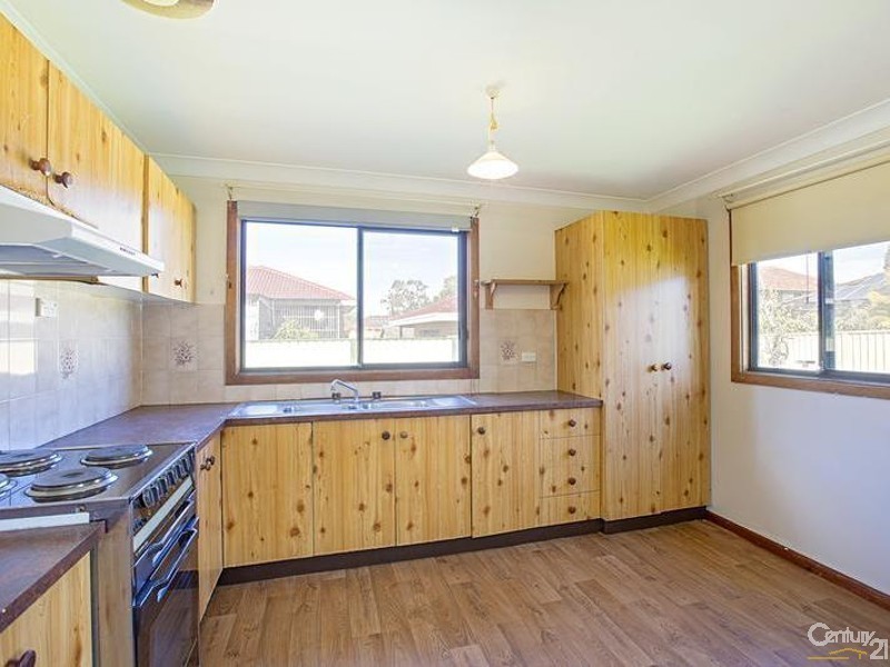 242A St Johns Road, St Johns Park NSW 2176