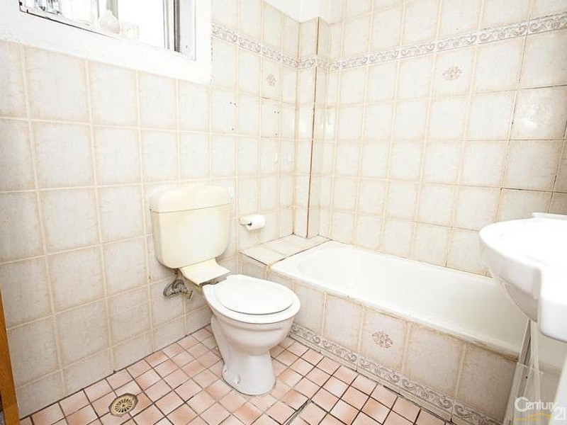 6/74 Harris Street, Fairfield NSW 2165