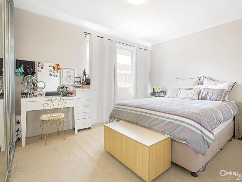 6/74 Harris Street, Fairfield NSW 2165