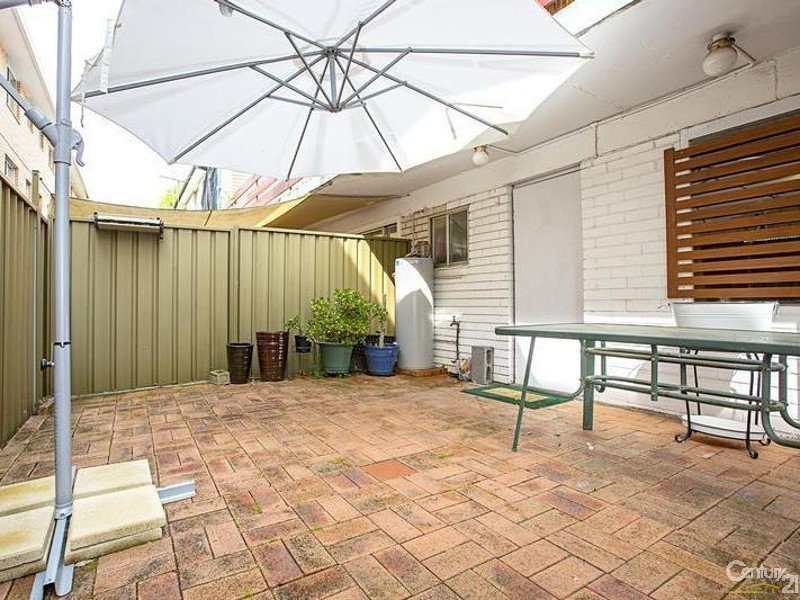 6/74 Harris Street, Fairfield NSW 2165