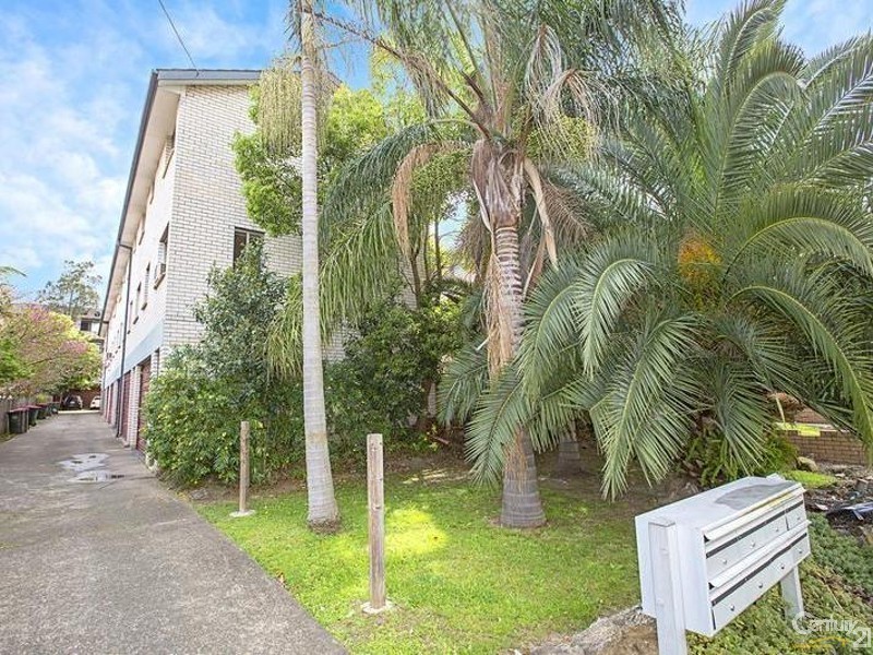 6/74 Harris Street, Fairfield NSW 2165