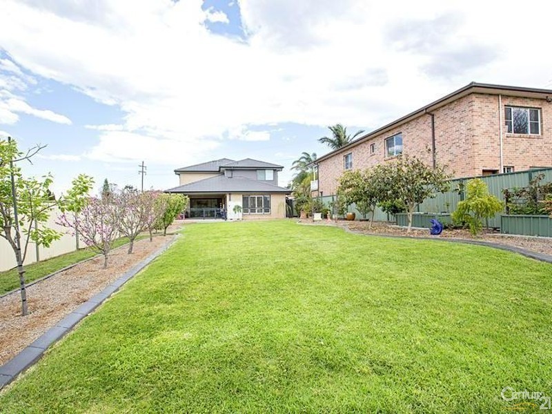 36 Brenan Street, Fairfield NSW 2165
