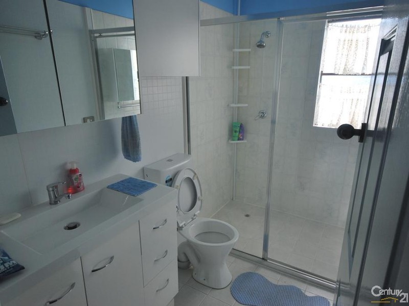 7 Mcilvenie Street, Canley Heights NSW 2166