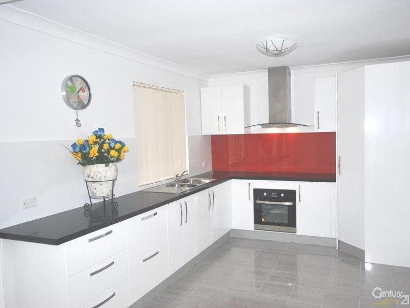 104 Rawson Road, Fairfield West NSW 2165