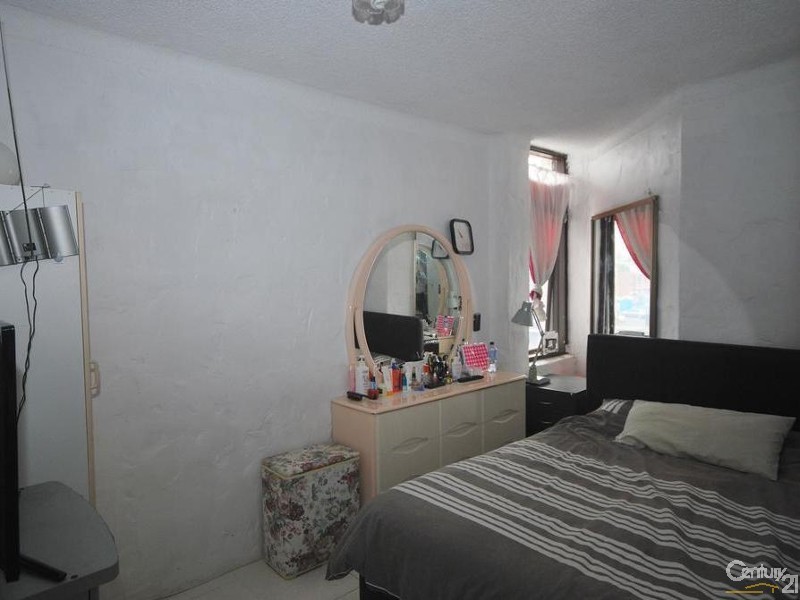 8/13 Hart Street, Warwick Farm NSW 2170